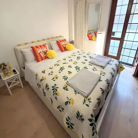 Lemon House *